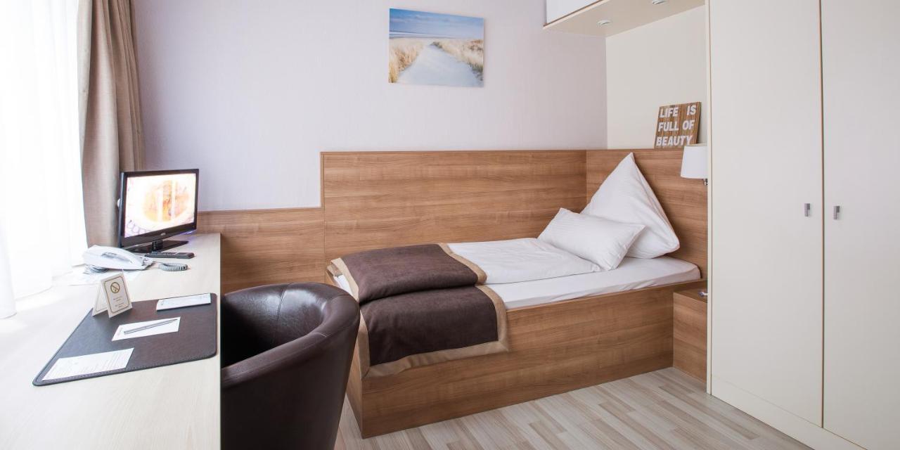 Hotel Hangelar Sankt Augustin Extérieur photo